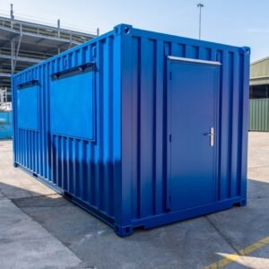 20-Fuß-Seecontainer mit doppelter Serviceklappe. (Ref: 21720)
